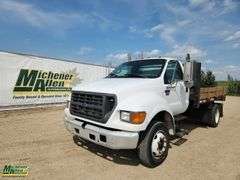 2002  Ford  F-650 Super Duty  S/A  Deck Truck