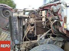 Non-Operable  .  Ford   9000  S/A  Cab & Chassis