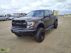 2013  Ford  F-150  4x4 FX4 Crew Cab SB w/Lift
