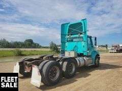 2014  Freightliner  M2 112  T/A  Day Cab Tractor
