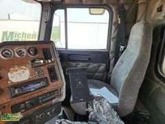 2007  Freightliner  FLD120 SD  T/A  Fuel Tank Truck