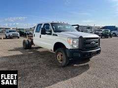 2014  Ford  F-350 Super Duty 4X4  Dual Rear Wheel  Cab & Chassis