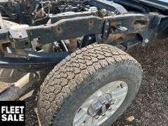 2017  Ford  F-350 Super Duty 4X4  Single Rear Wheel  Cab & Chassis