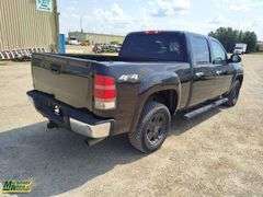 2008  GMC  Sierra 1500  Denali 4x4 Crew Cab SB