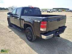 2008  GMC  Sierra 1500  Denali 4x4 Crew Cab SB