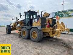 2017  Caterpillar   14M  Grader  Ripper/Scarifier, Snow Wing, Front Lift Group