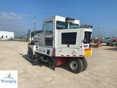 2002  Elgin  Pelican Series P  Elgin Sweeper CO.     Pelican Series P  Street Sweeper
