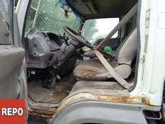 Non-Operable  2007  International  CF600   S/A  Deck Truck