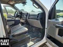 2020  Ford  F-350 Super Duty  4x4 XLT 4dr SuperCab 6.8 ft. SB SRW  S/A  Service Truck