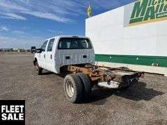 2014  Ford  F-350 Super Duty 4X4  Dual Rear Wheel  Cab & Chassis