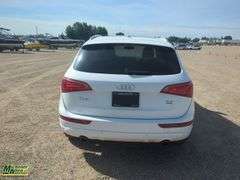 2010  Audi  Q5  3.2 Quattro Premium AWD V6 SUV