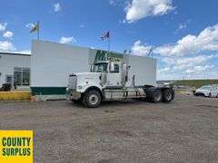 2015  Western Star  4900 SF  T/A  Day Cab Tractor