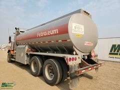 2007  Freightliner  FLD120 SD  T/A  Fuel Tank Truck