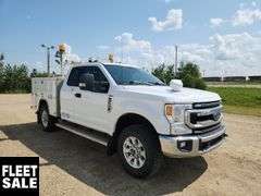 2020  Ford  F-350 Super Duty  4x4 XLT 4dr SuperCab 6.8 ft. SB SRW  S/A  Service Truck