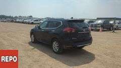 2017  Nissan  Rogue  AWD SV 4dr Crossover