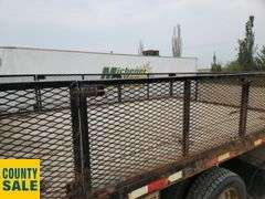 2011  Ford  F-450 Super Duty 4X4  S/A  Deck Truck