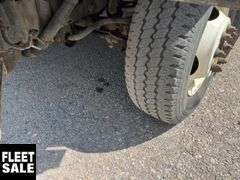 Non-Operable  2011  Ford  E-Series  S/A  Step Van