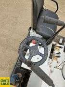 Non-Operable  2001  Zamboni  552  Ice Resurfacer
