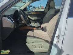 2010  Audi  Q5  3.2 Quattro Premium AWD V6 SUV