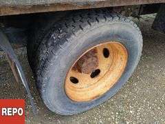 Non-Operable  2007  International  CF600   S/A  Deck Truck