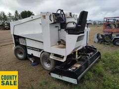 Non-Operable  1999  Zamboni   552  Ice Resurfacer