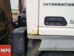 Non-Operable  2007  International  CF600   S/A  Deck Truck