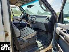 2016  Ford  F-350 Super Duty 4x4  S/A  Deck Truck