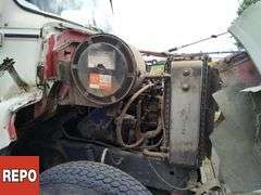 Non-Operable  .  Ford   9000  S/A  Cab & Chassis