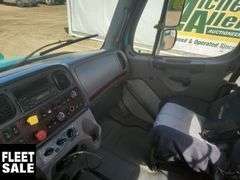 2008  Freightliner  M2 106  T/A  Day Cab Tractor