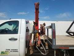 2013  Chevrolet  Silverado 3500HD CC  S/A  Ferrari F541  Picker Deck Truck