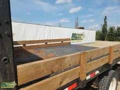 2002  Ford  F-650 Super Duty  S/A  Deck Truck