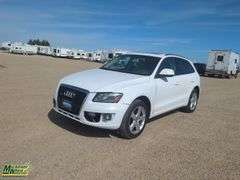 2010  Audi  Q5  3.2 Quattro Premium AWD V6 SUV