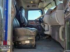 2009  Peterbilt  388  T/A  Wet Kit Sleeper Tractor