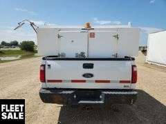 2011  Ford  F-250 Super Duty  4x4 XL 4dr SuperCab 6.8 ft. SB   4x4