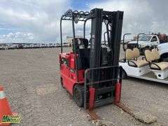 Non-Operable  Raymond  3500  LBS  Forklift