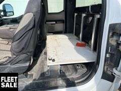 2019  Ford  F-350 Super Duty 4X4  Single Rear Wheel  Cab & Chassis