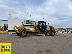 2015  Caterpillar   14M  Grader  Ripper/Scarifier, Snow Wing, Front Lift Group