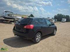 2009  Nissan  Rogue  S Crossover 4dr