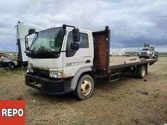 Non-Operable  2007  International  CF600   S/A  Deck Truck