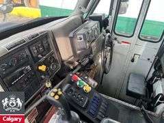 2018  International  WorkStar 7400  T/A  Refuse Truck