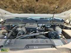 2013  Chevrolet  Silverado 3500HD CC  S/A  Ferrari F541  Picker Deck Truck