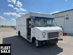 Non-Operable  2011  Ford  E-Series  S/A  Step Van