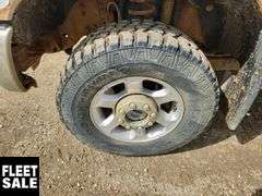 2015  Ford  F-350 Super Duty 4x4  S/A  Deck Truck