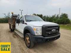 2011  Ford  F-450 Super Duty 4X4  S/A  Deck Truck