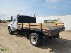 2002  Ford  F-650 Super Duty  S/A  Deck Truck