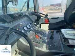 2002  Elgin  Pelican Series P  Elgin Sweeper CO.     Pelican Series P  Street Sweeper