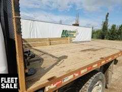 2015  Ford  F-350 Super Duty 4x4  S/A  Deck Truck