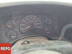 Non-Operable  2003  GMC  Savana  Cargo Van