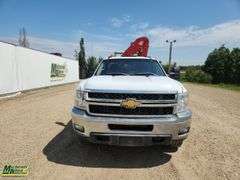 2013  Chevrolet  Silverado 3500HD CC  S/A  Ferrari F541  Picker Deck Truck