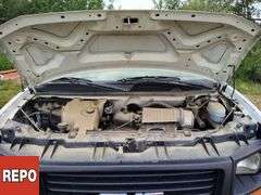 Non-Operable  2003  GMC  Savana  Cargo Van